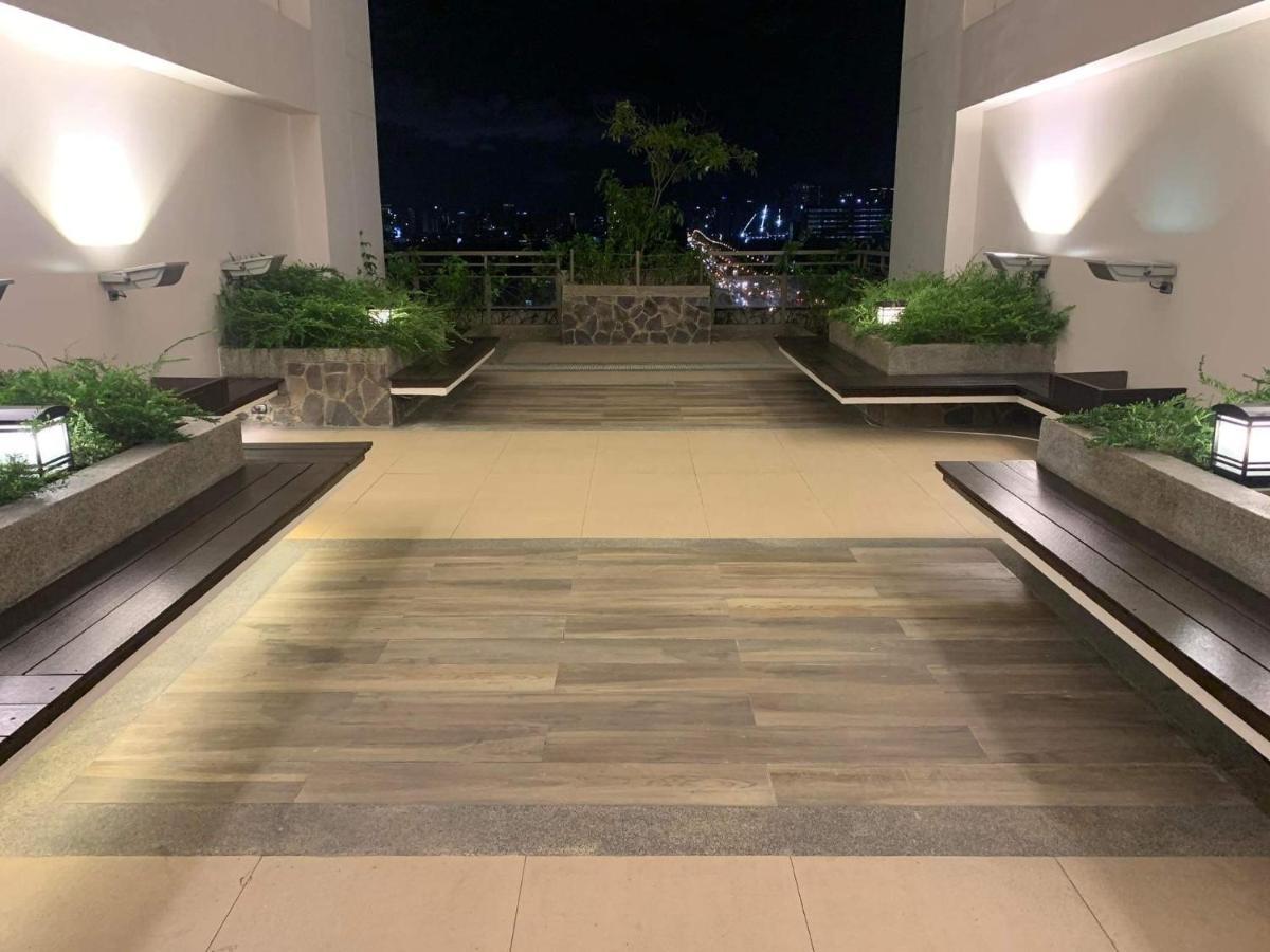 Ramiro Haven Staycation Manila Exterior photo
