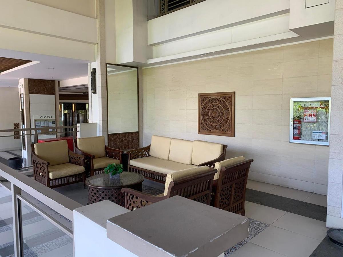 Ramiro Haven Staycation Manila Exterior photo