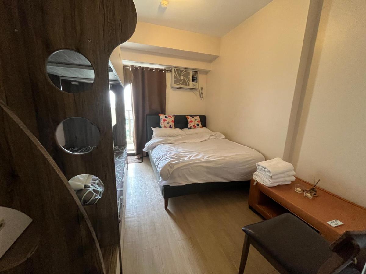 Ramiro Haven Staycation Manila Exterior photo